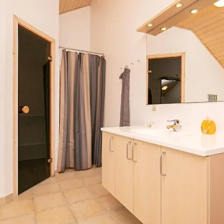 Prázdninový dům 5 Star Holiday In L Kken *